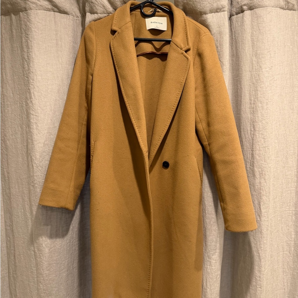 Aritzia Babaton Camel “The Only Coat” software cashmere - Picture 3 of 4